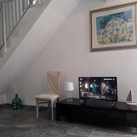 Apartment More Sumartin Apartment Sumartin