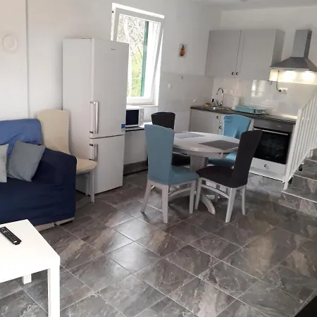 Apartment More Sumartin Sumartin